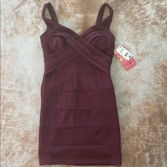 maroon holiday dresses